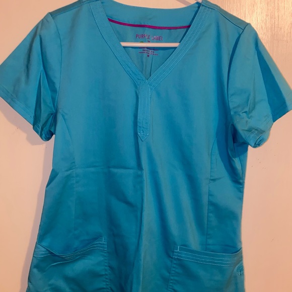 Scrub tops and pants - Picture 10 of 14
